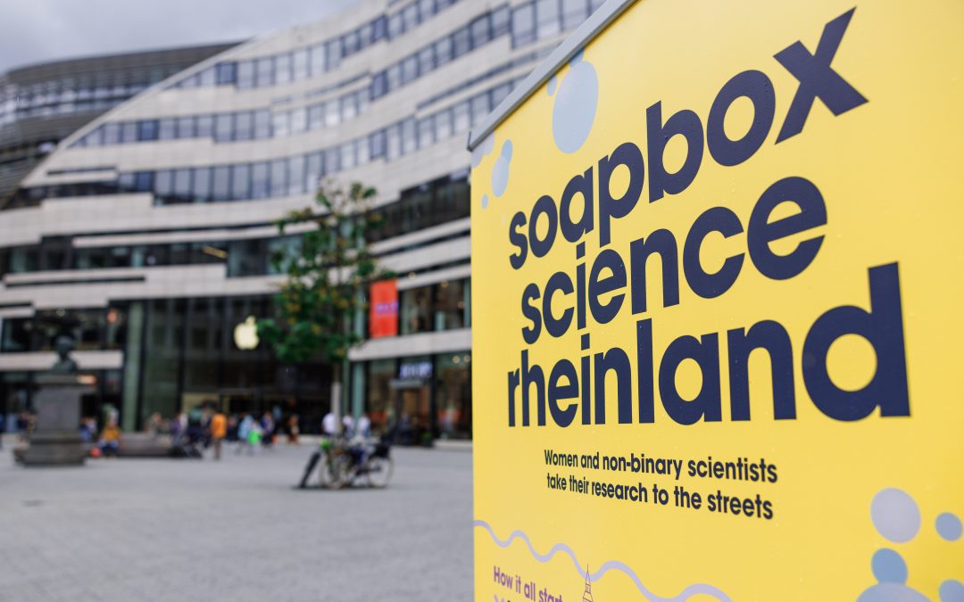 Soapbox Science challenges rain in Düsseldorf